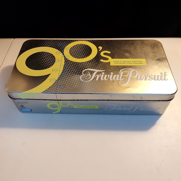 90's Trivia Persuit board game - Picture 1 of 11